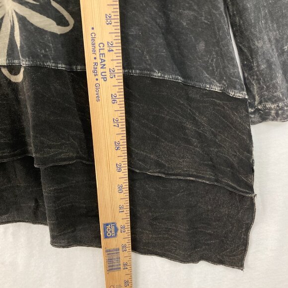 Jess & Jane Medium Gray Acid Wash Floral Artsy Asymmetric Long Sleeve Tunic - Picture 5 of 10